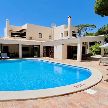 Lynx- Cleverdetails, Sleeps 8, Quiet Area, Walking Distance From The Marina, Restaurants And Supermarkets Casa vacanze Vilamoura