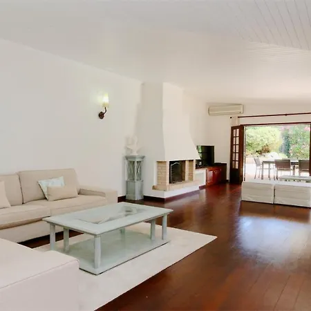 Lynx- Cleverdetails, Sleeps 8, Quiet Area, Walking Distance From The Marina, Restaurants And Supermarkets Casa vacanze