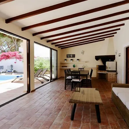 Casa vacanze Lynx- Cleverdetails, Sleeps 8, Quiet Area, Walking Distance From The Marina, Restaurants And Supermarkets *