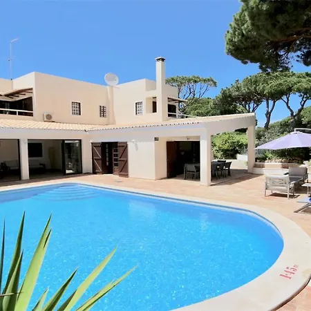Lynx- Cleverdetails, Sleeps 8, Quiet Area, Walking Distance From The Marina, Restaurants And Supermarkets *