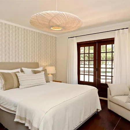 Lynx- Cleverdetails, Sleeps 8, Quiet Area, Walking Distance From The Marina, Restaurants And Supermarkets Vilamoura