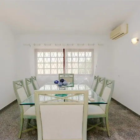 Lynx- Cleverdetails, Sleeps 8, Quiet Area, Walking Distance From The Marina, Restaurants And Supermarkets Casa vacanze Vilamoura