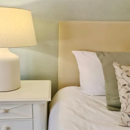 Lynx- Cleverdetails, Sleeps 8, Quiet Area, Walking Distance From The Marina, Restaurants And Supermarkets * Vilamoura